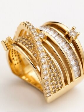 Raven Gold Tone CZ Statement Ring | FabFitFun | 14K Gold Plated Brass